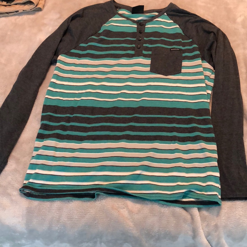 Oakley men’s Henley